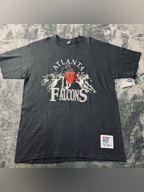 vintage Atlanta Falcons T-shirt made by The Game